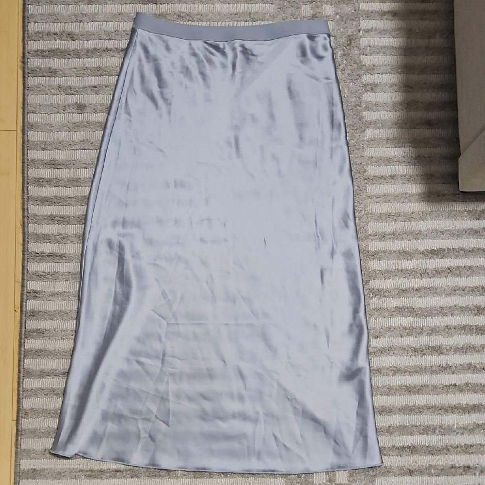 Elegant Silver Satin Skirt
